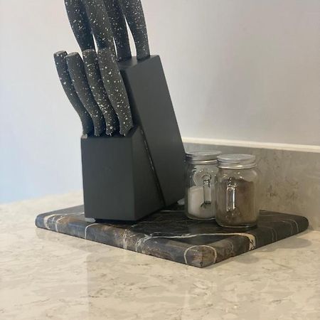 Icona - Luxury 2 Bed Penthouse Apartment Йорк Екстериор снимка
