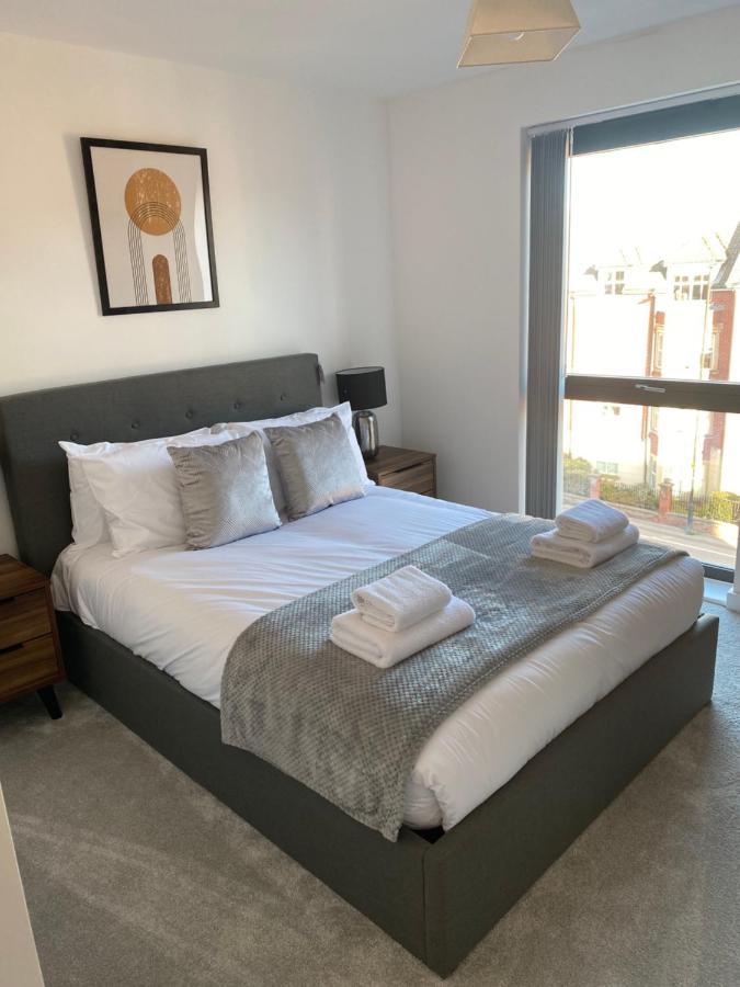 Icona - Luxury 2 Bed Penthouse Apartment Йорк Екстериор снимка